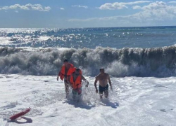 Еще чуть-чуть и утонул бы: в Прасковеевке спали тонущего мужчину