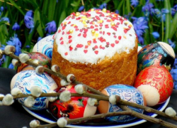 Откуда традиция красить яйца в красный цвет и что еще привыкли делать геленджичане на Пасху