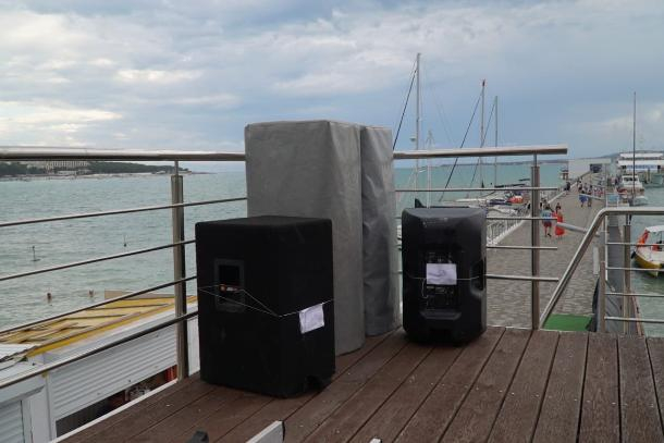 Рекламе – нет: в центре Геленджика запретили кричащие объявления