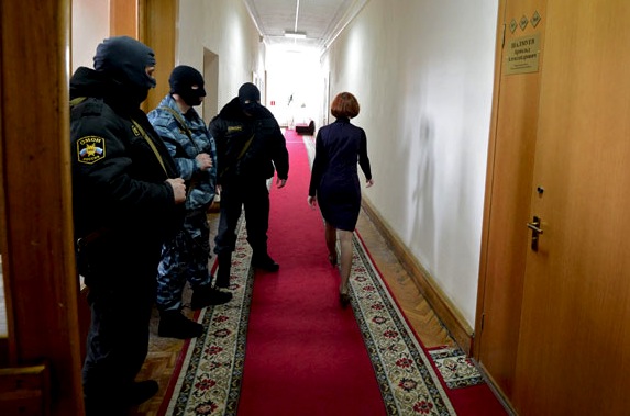 У друзей коррупционеров будут отнимать все имущество