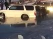 Во Владивостоке около 30 легковушек провалились под лёд