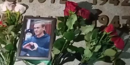 «С ним всё умрёт»: в российских регионах провожают Алексея Навального*