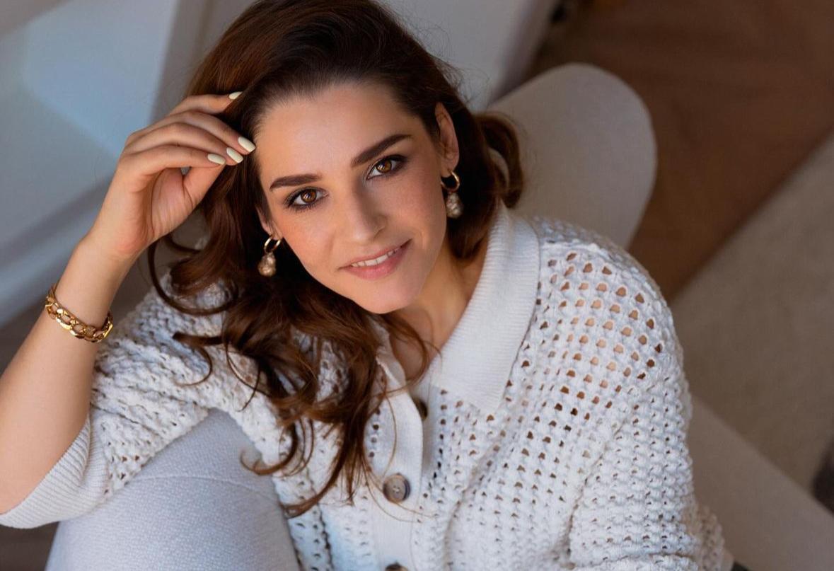 Глафира Тарханова стала мамой в пятый раз: актриса рассекретила пол малыша 