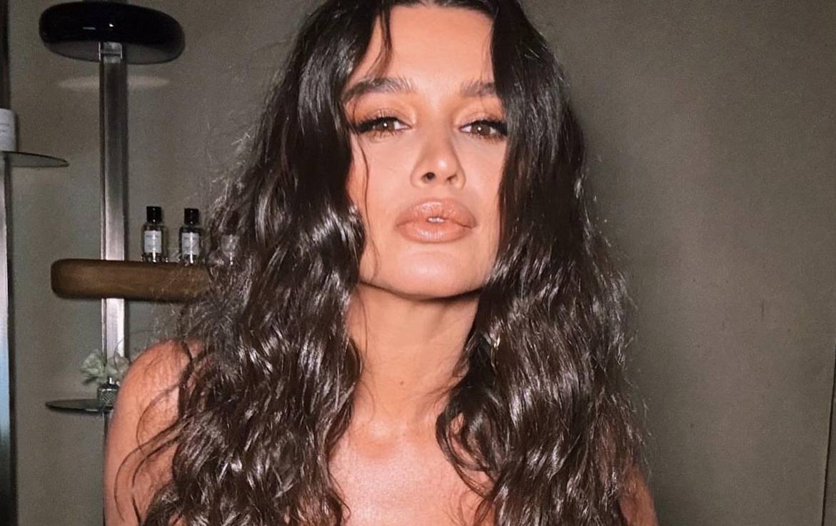 «Трехэтажный мат»: Ксения Бородина устроила скандал в аэропорту Турции - видео очевидца 