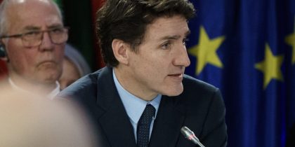 Канада расхрабрилась и готова объявить войну США:  каковы шансы на победу